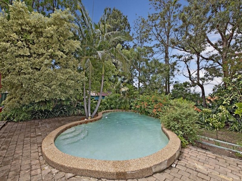 16 Bennett Ave, Strathfield South NSW 2136