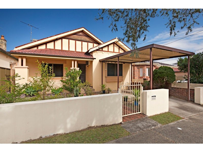 40 Linden Avenue, Punchbowl NSW 2196