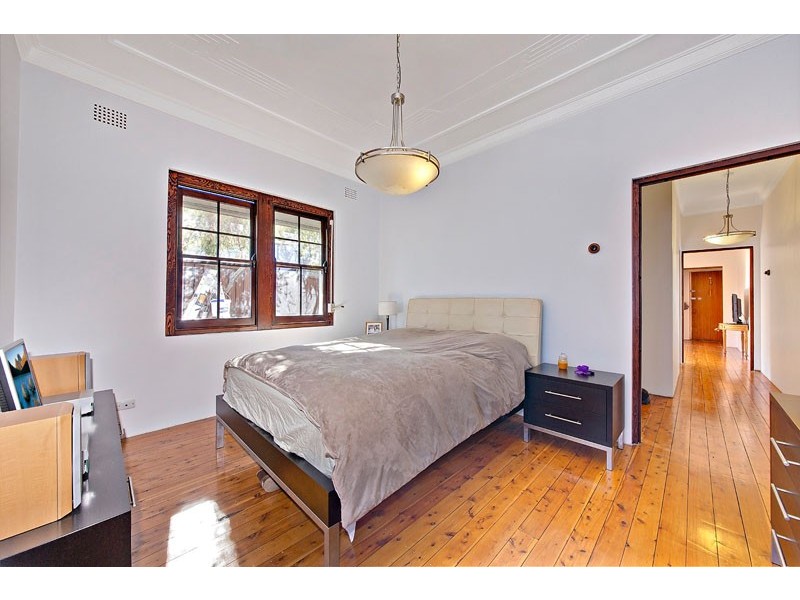 1/4 Park Road, Burwood NSW 2134