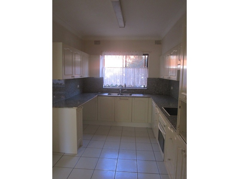 1/74 Milton Street, Ashfield NSW 2131