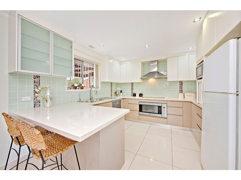 1 Kareela Crescent, Greenacre NSW 2190