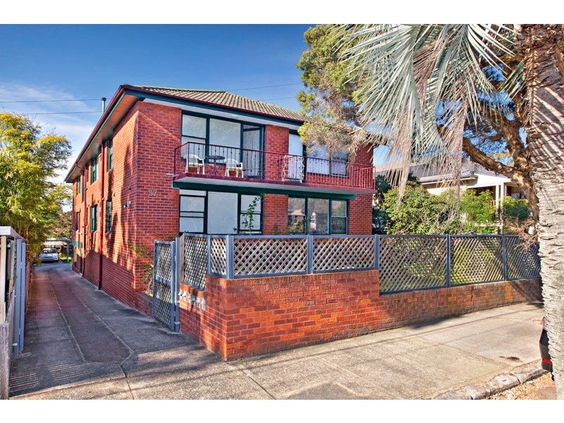1/37 Edwin Street South, Croydon NSW 2132