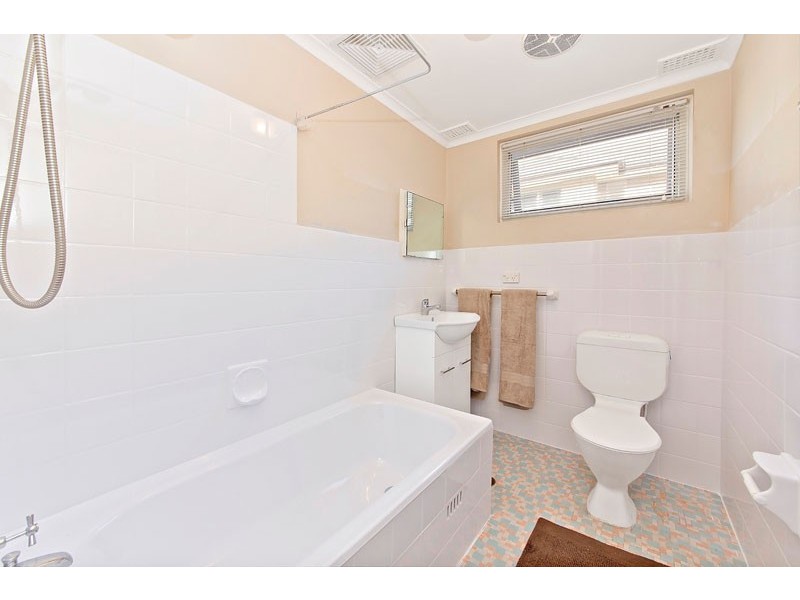 1/37 Edwin Street South, Croydon NSW 2132