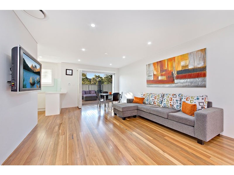 2/10 Thorncraft Parade, Campsie NSW 2194