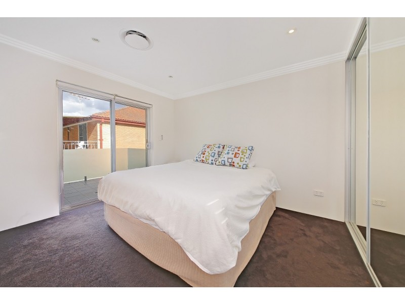 3/10 Thorncraft Parade, Campsie NSW 2194