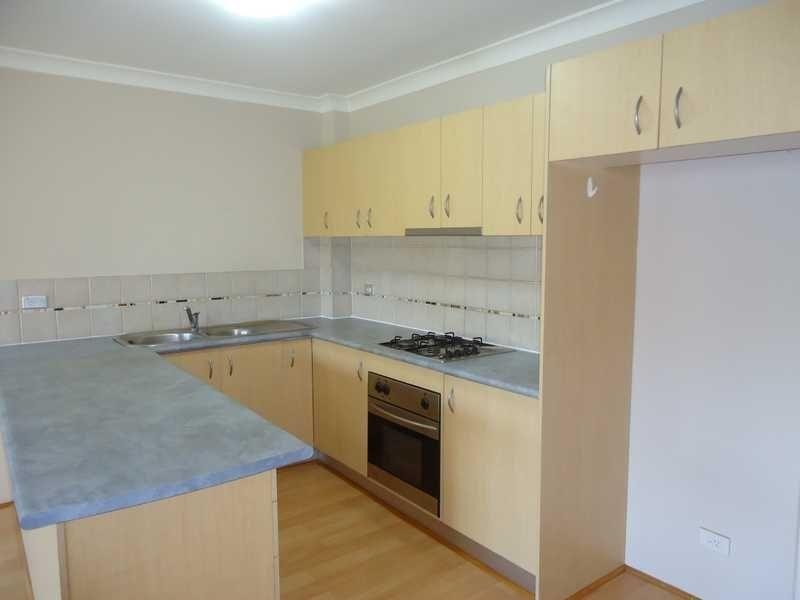 2/5-9 Marlene Crescent, Greenacre NSW 2190