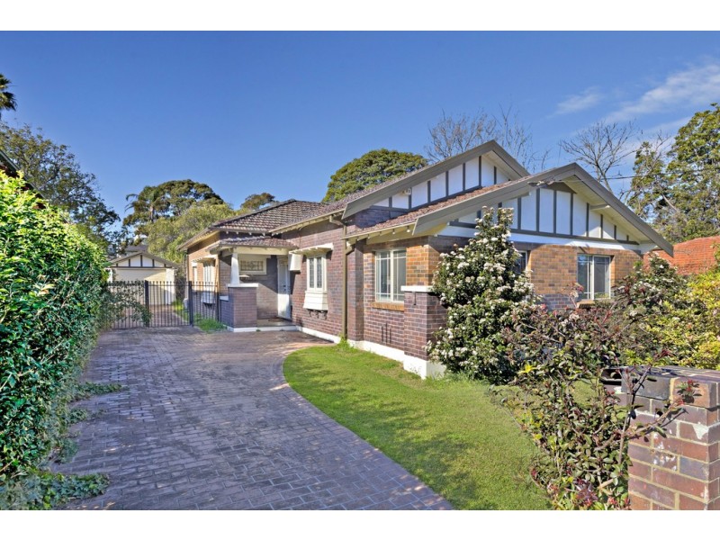 4 Oaklands Avenue, Summer Hill NSW 2130