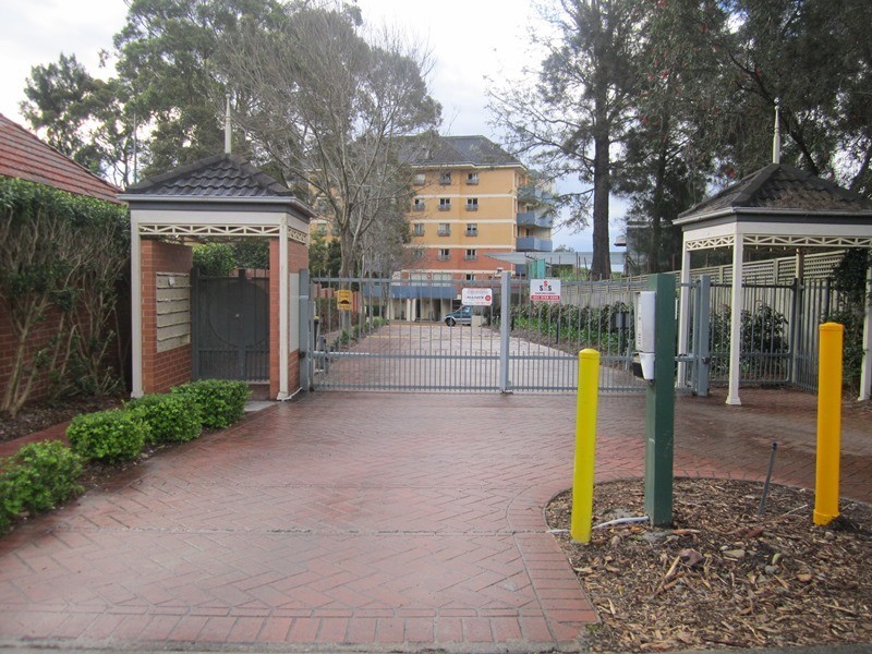 42/98 Chandos Street, Ashfield NSW 2131