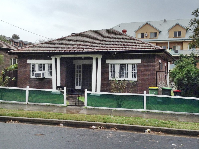 44 Loftus Crescent, Homebush NSW 2140