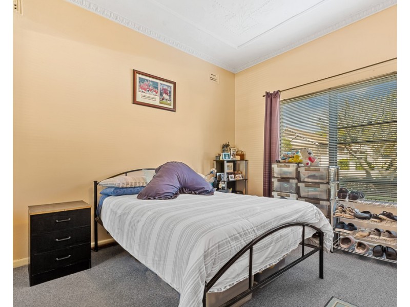 5 Chatfield Avenue, Belfield NSW 2191