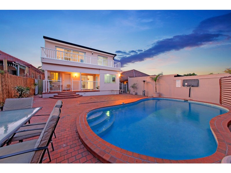 11 Paxton Avenue, Belmore NSW 2192