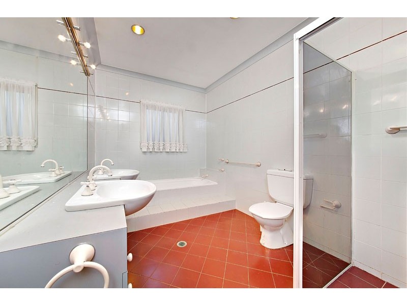 11 Paxton Avenue, Belmore NSW 2192