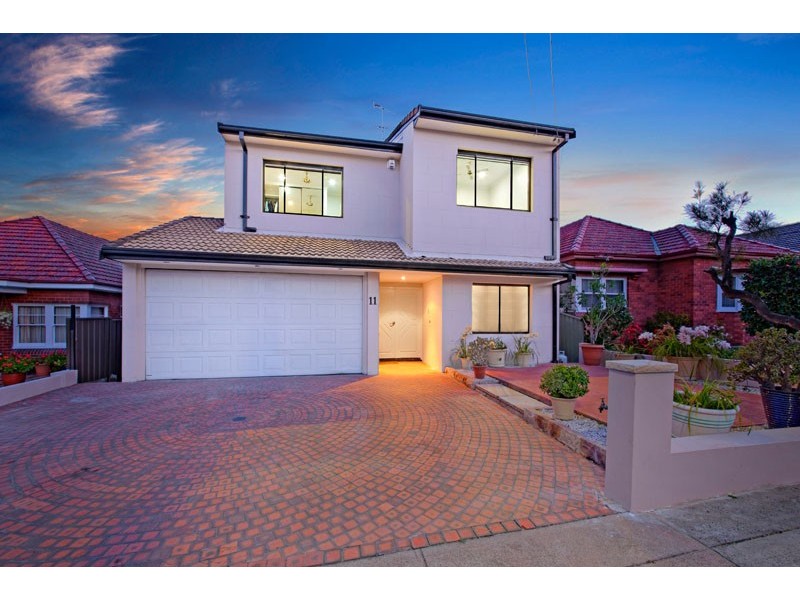 11 Paxton Avenue, Belmore NSW 2192