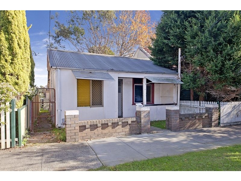 11 Farleigh Street, Ashfield NSW 2131