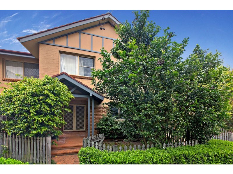 2/37 Oak Street, Ashfield NSW 2131