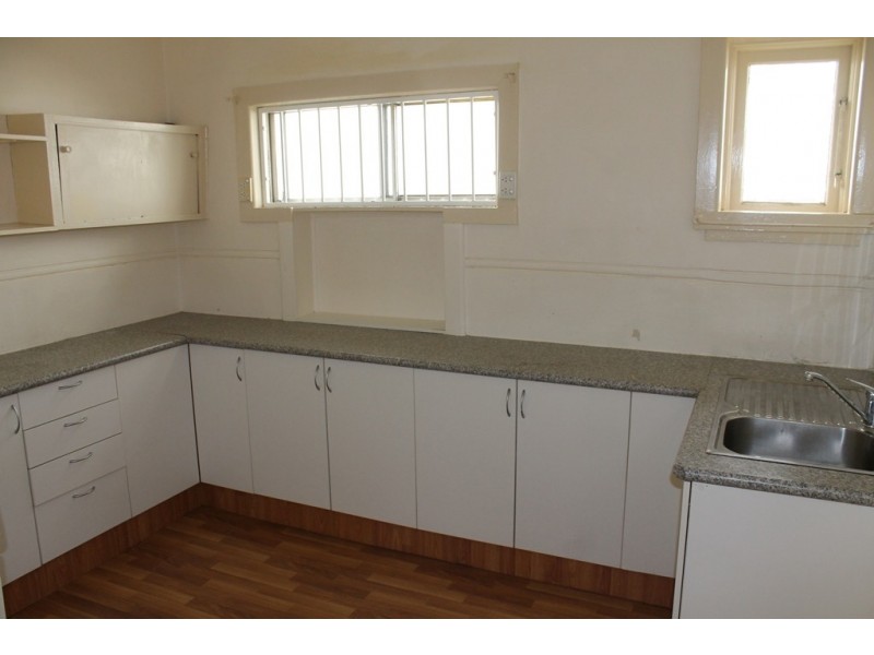 96 Seventh Avenue, Campsie NSW 2194