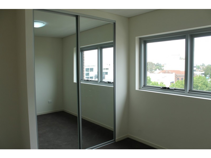B82/2a Brown Street, Ashfield NSW 2131