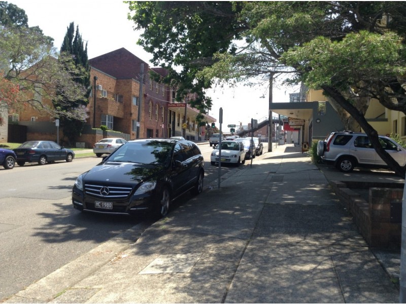 2/16 Jubilee Ave, Carlton NSW 2218