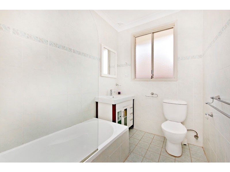 16 Avoca Avenue, Belfield NSW 2191