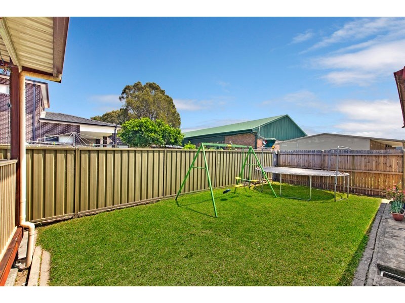 16 Avoca Avenue, Belfield NSW 2191
