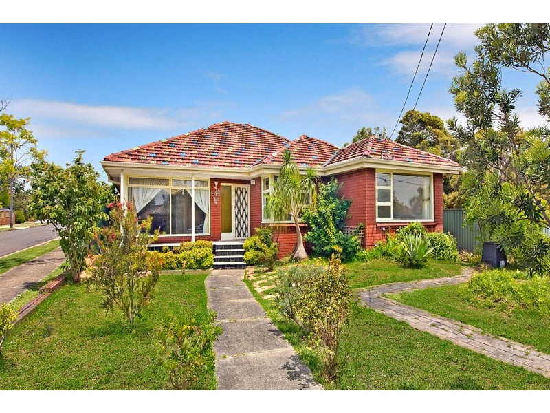 82 Norfolk Road, Greenacre NSW 2190