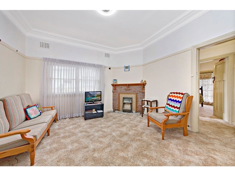 211 Burwood Road, Croydon Park NSW 2133