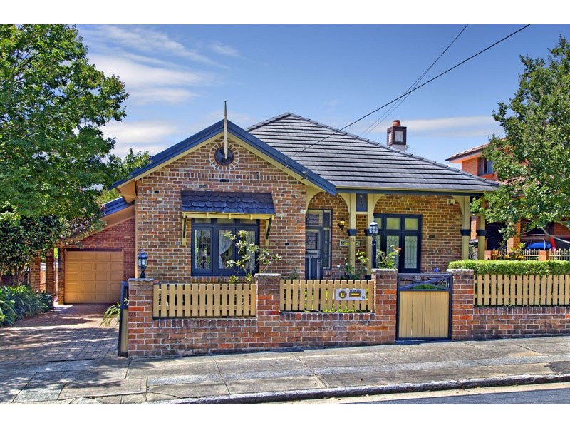 14 Lindsay Street, Burwood NSW 2134