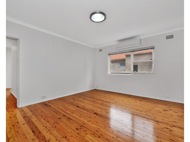 3/9 Hampton Street, Croydon Park NSW 2133