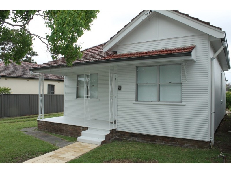 11 Kingsbury Street, Croydon Park NSW 2133