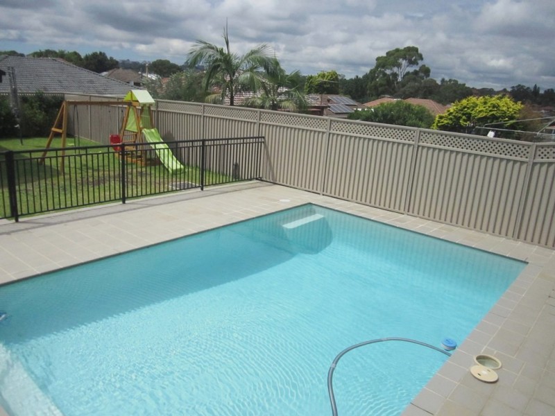 68 Ludgate Street, Roselands NSW 2196