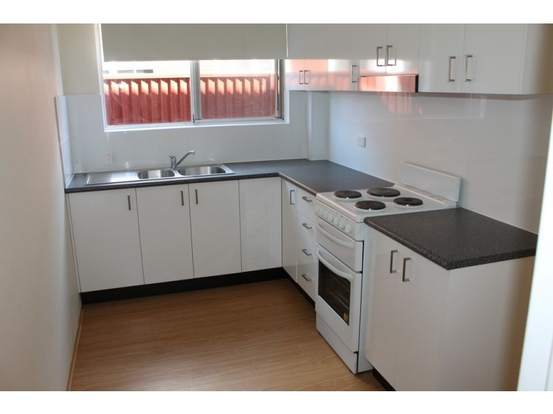 2/28 Mckern Street, Campsie NSW 2194