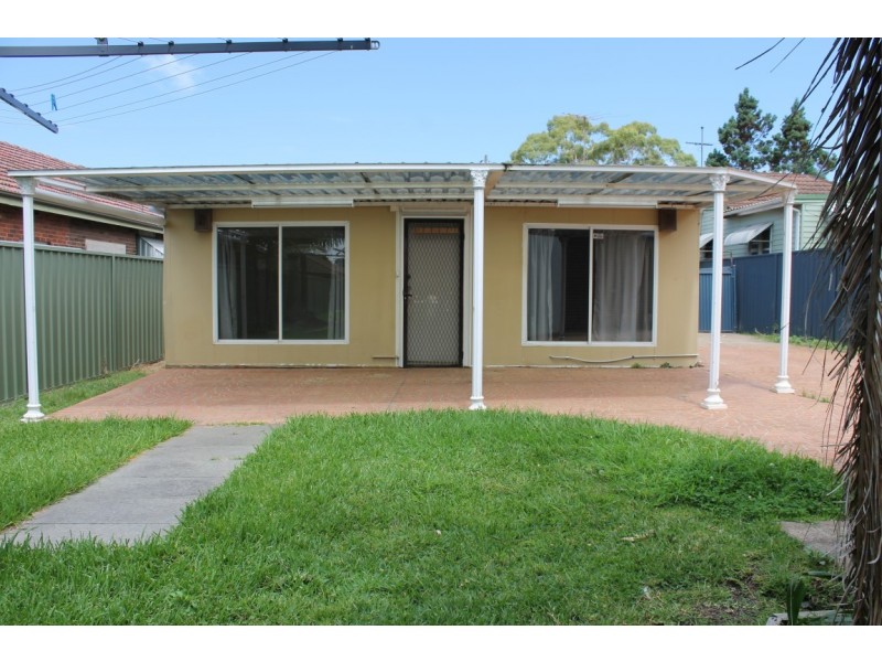 5 Blackwood St, Belfield NSW 2191