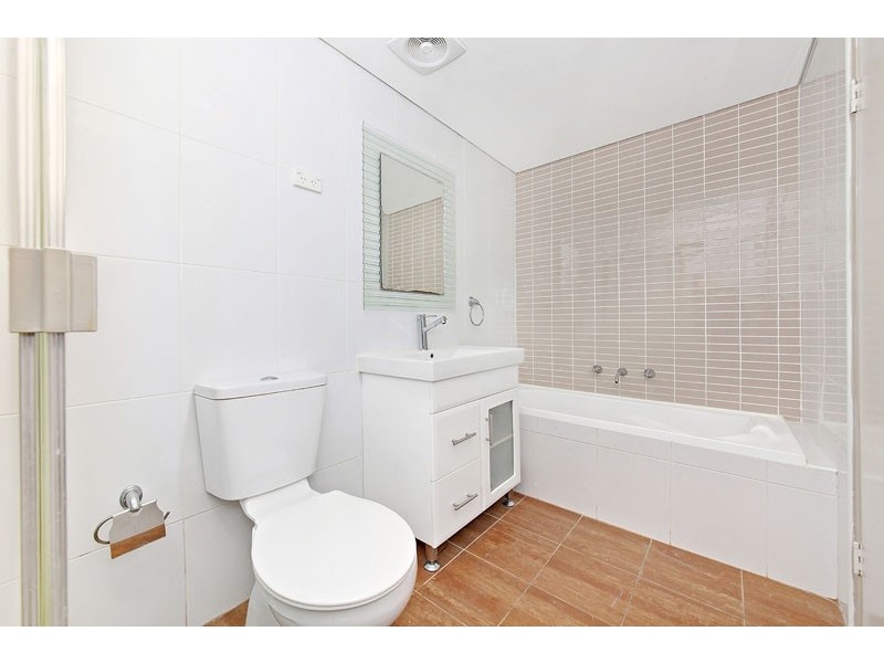 7/70-74 Burwood Road (Cnr Lily St Burwood Heights), Burwood NSW 2134