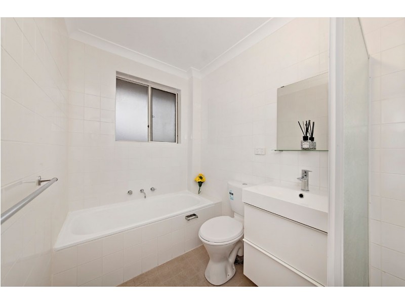 5/23 Elizabeth St (Cnr Orpington St), Ashfield NSW 2131