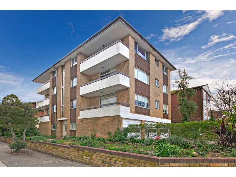 5/23 Elizabeth St (Cnr Orpington St), Ashfield NSW 2131