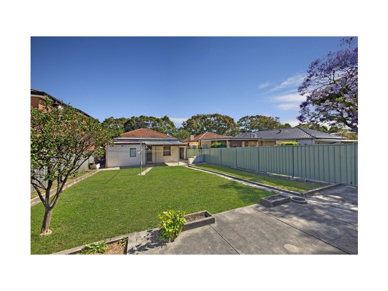 13 James Street, Strathfield South NSW 2136