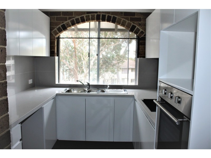 27/122 Georges River Road, Croydon Park NSW 2133