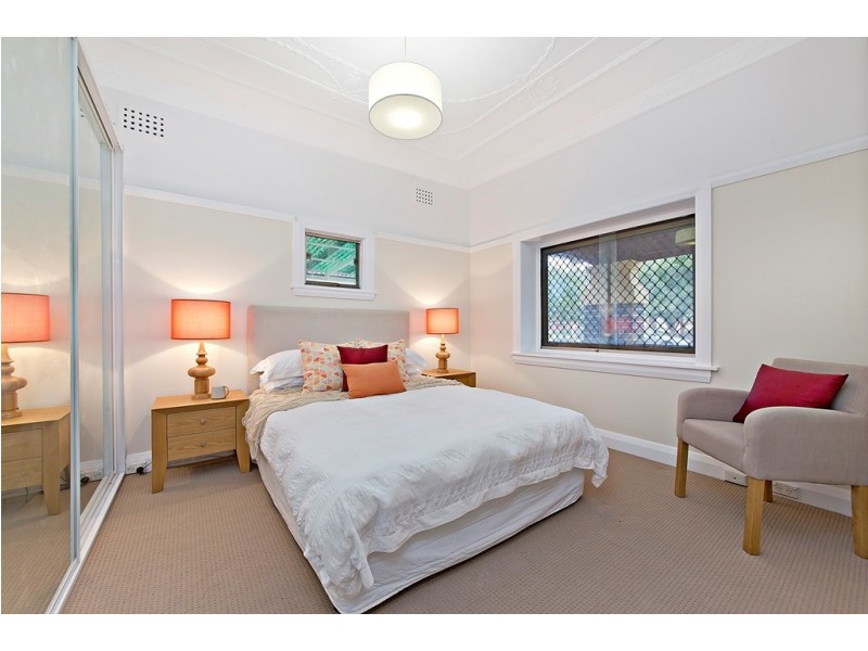 15 Sunbeam Avenue, Croydon NSW 2132