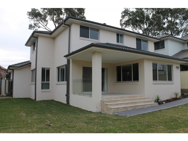 4 Hillcrest, Strathfield South NSW 2136