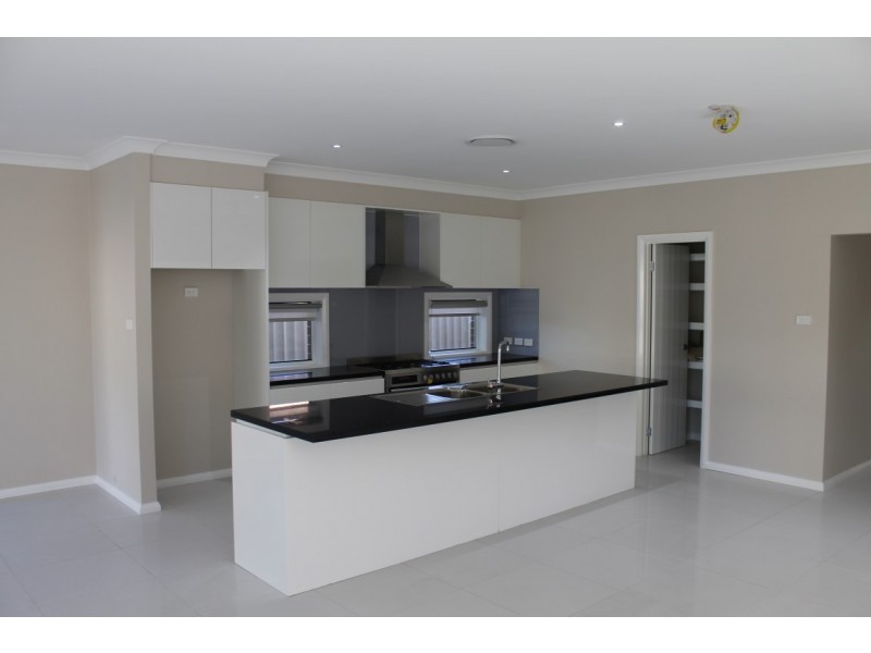 6 Hillcrest, Strathfield South NSW 2136