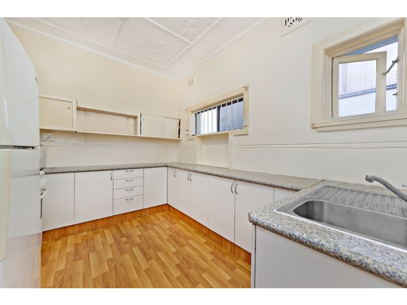 96 Seventh Avenue, Campsie NSW 2194