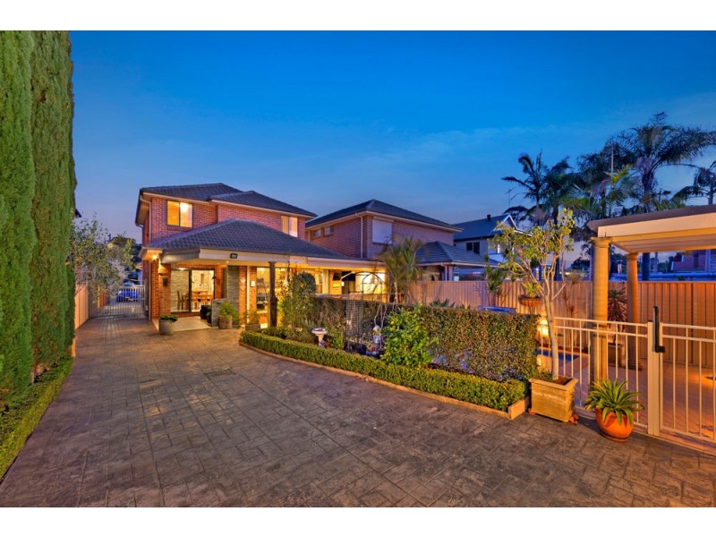 10 Eden Avenue, Croydon Park NSW 2133