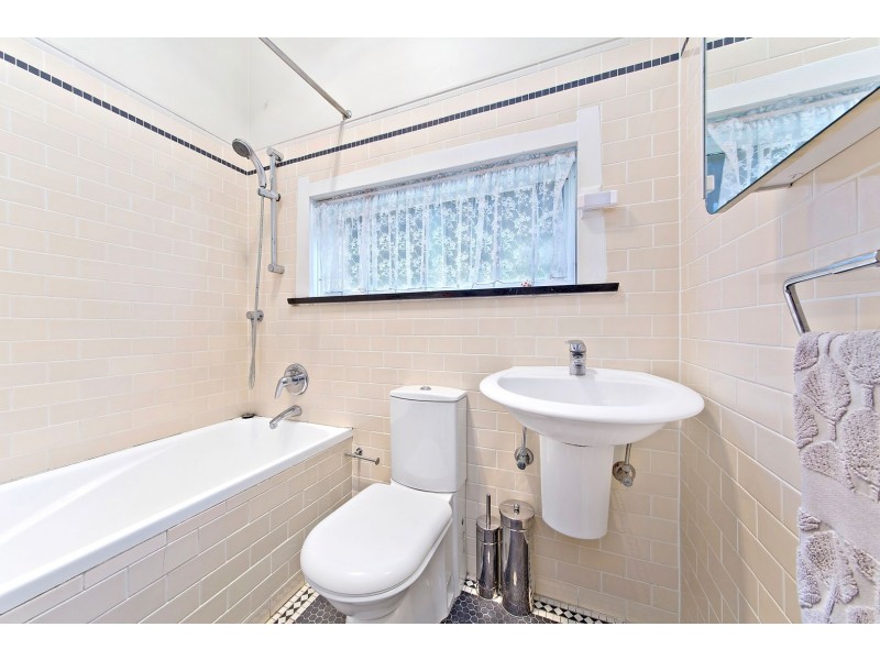 1 Rostherne Avenue, Croydon NSW 2132