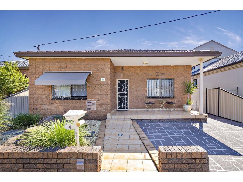 4 Lindsay Street, Campsie NSW 2194