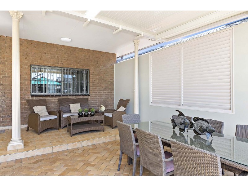 4 Lindsay Street, Campsie NSW 2194