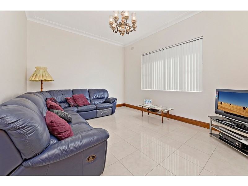 20 Starkey Street, Hurlstone Park NSW 2193