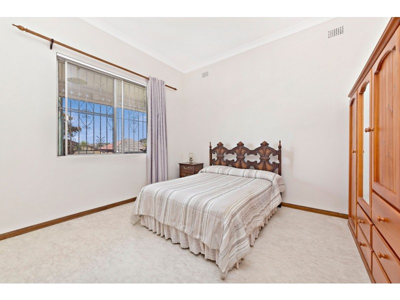 20 Starkey Street, Hurlstone Park NSW 2193