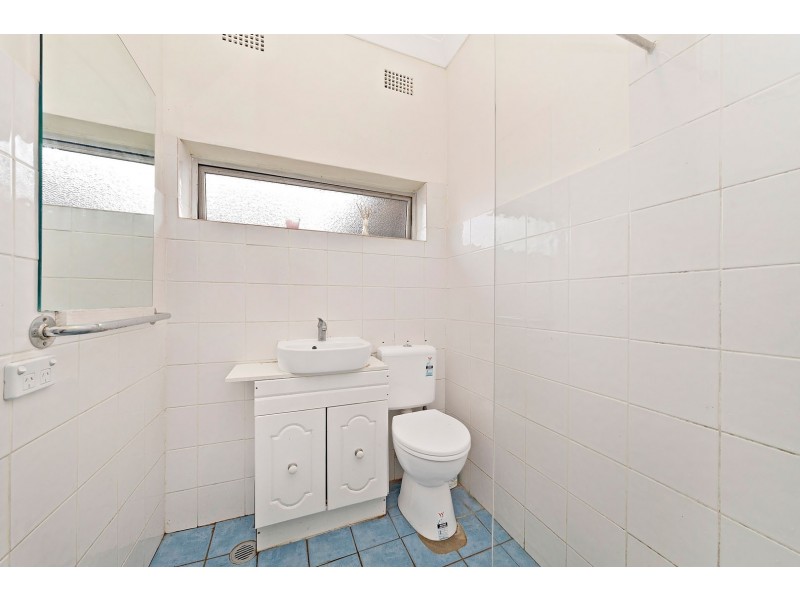 2 Alma Avenue, Campsie NSW 2194