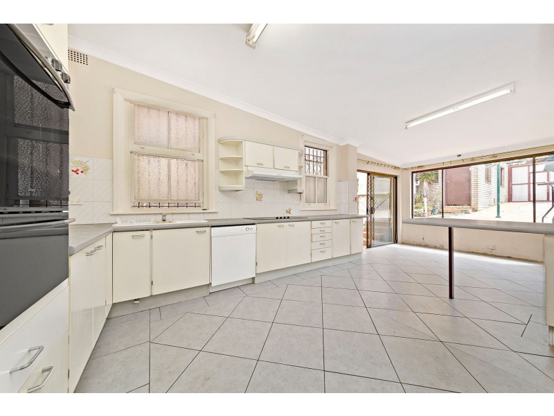 137 New Canterbury Road, Petersham NSW 2049