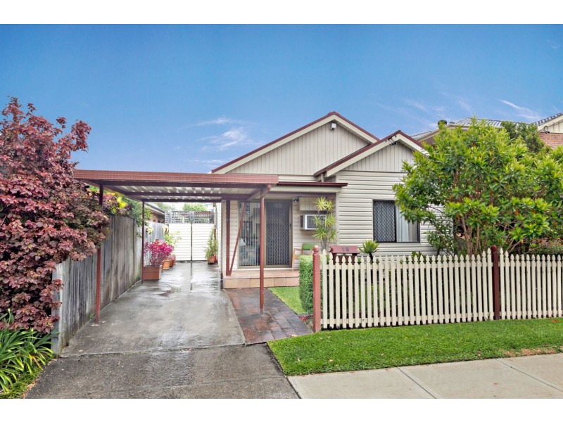 18 Broad Street, Croydon Park NSW 2133